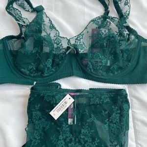 Bra and panty set from Adore Me Sz 38DD BNWT